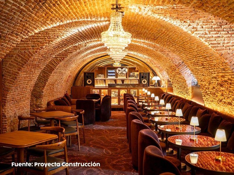 Los restaurantes con vibras de Nueva York que están agotando reservas en Madrid